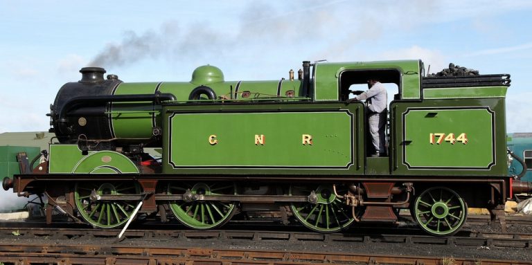 Profile of the Gresley N2 locomotive